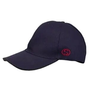 Gucci cap brand new with tags and shopping bag